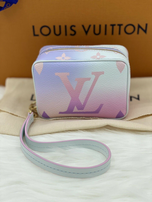 LOUIS VUITTON\Louis Vuitton Wapity Case Sunrise Pastel