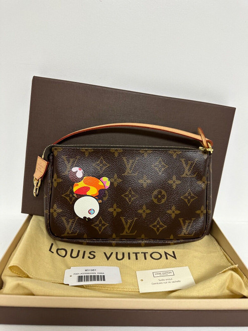 New Louis Vuitton Monogram Panda Takashi Murakami Pochette Accessories Bag