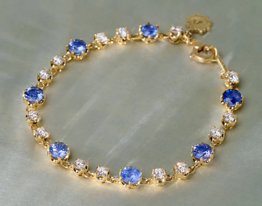 Blue sapphire and diamond bracelet 