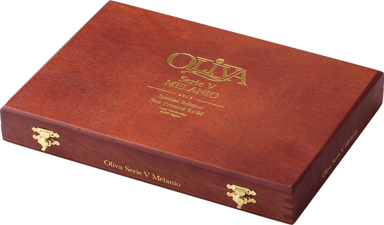 Oliva Series V Melanio No.4   Petite Corona