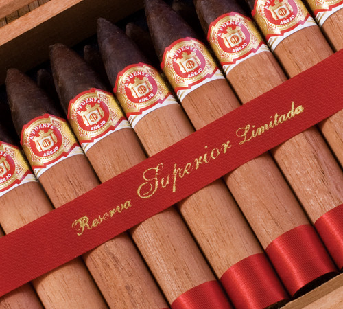 Arturo Fuente Añejo  No. 48