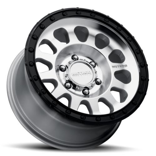 Method Wheels Method MR315 17x9 -12mm Offset 5x5 71.5mm CB Machined Wheel - Gloss Black Lip 