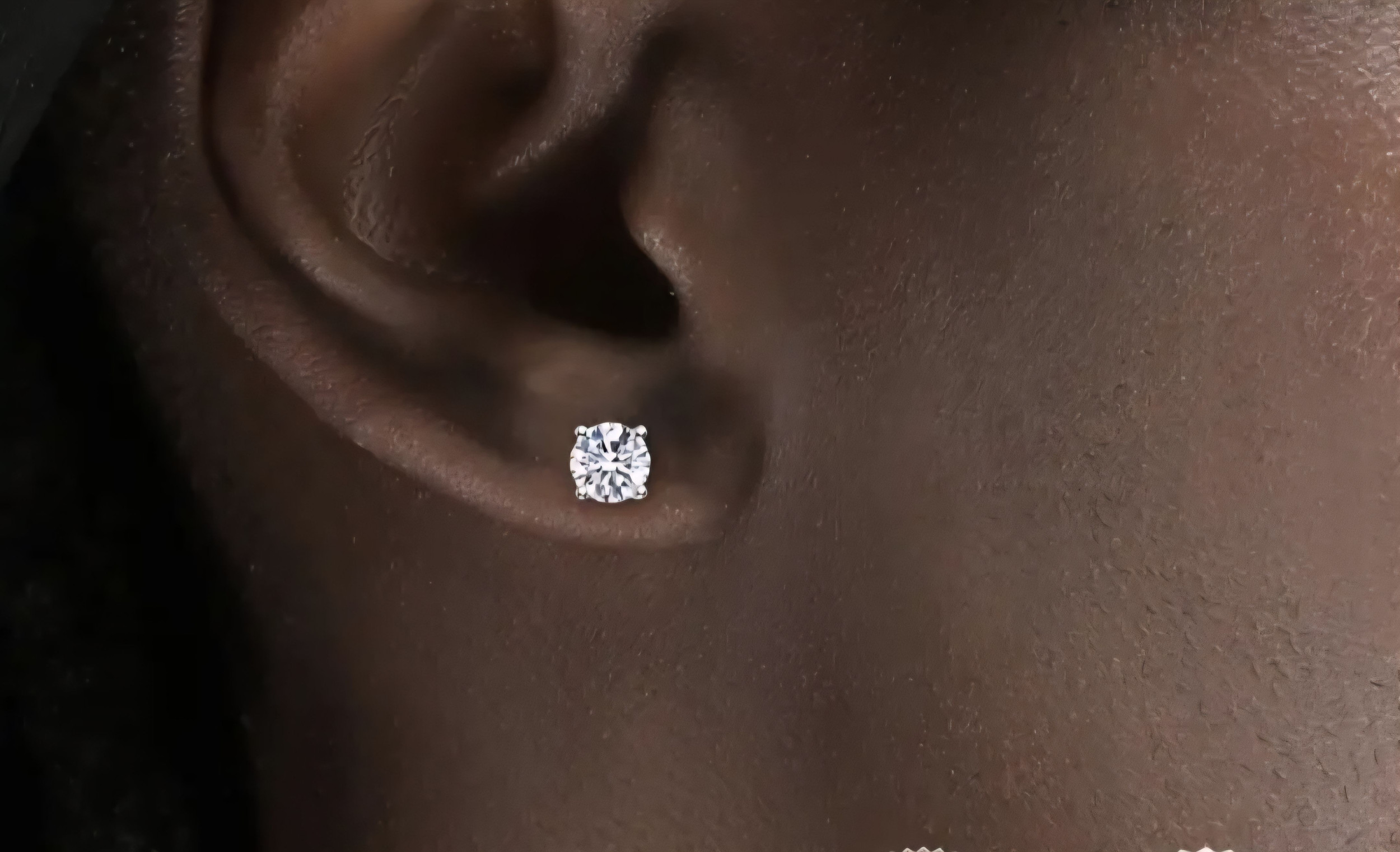 Earrings - S925 Sterling Silver Post 18K White Gold Plated Classic Round Simulated Diamond Solitaire Stud Earring, Hypoallergenic Dazzling CZ Stud (8mm)