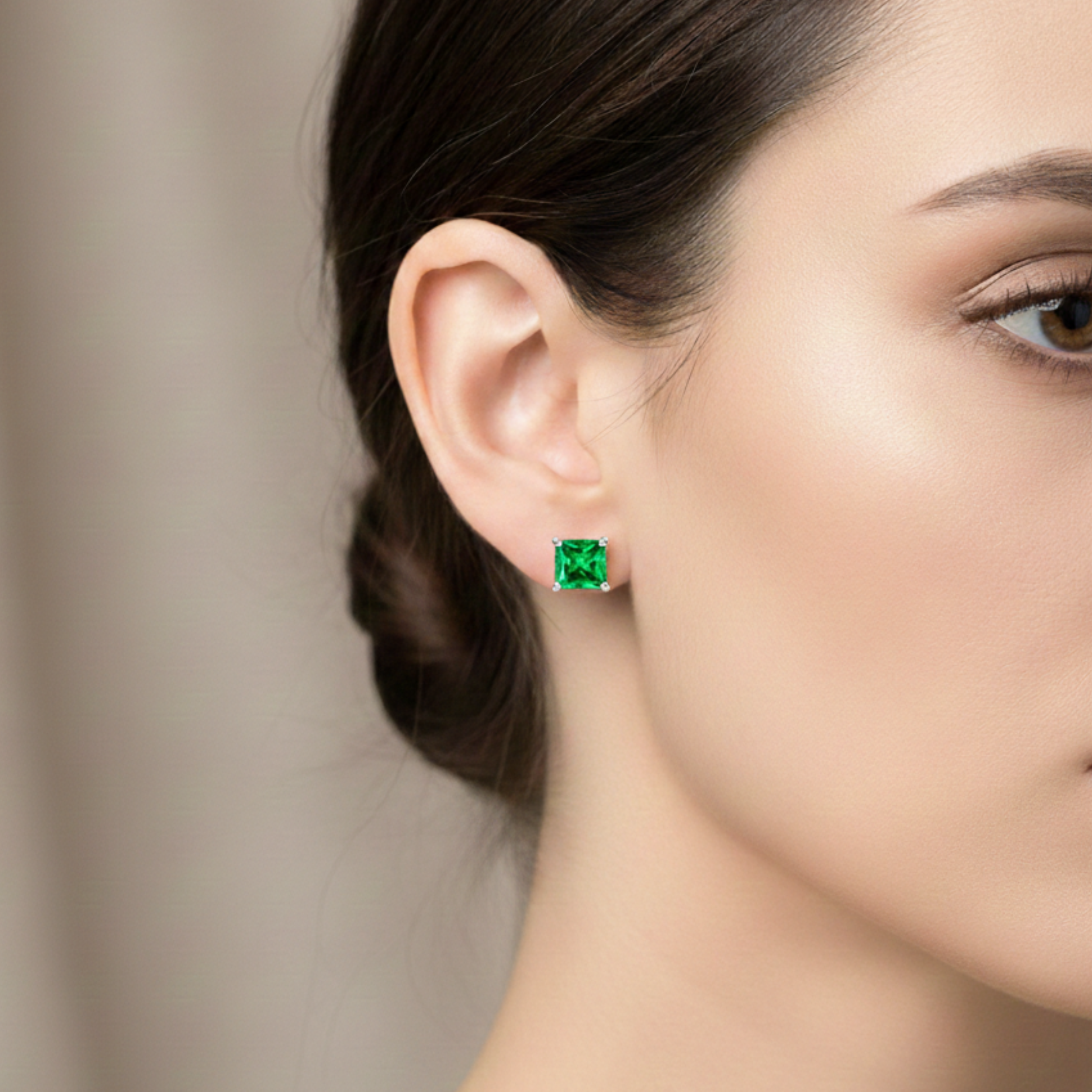 925 Sterling Silver Post Stud Earrings 18K White Gold Plated Emerald CZ Princess Cut (8mm)