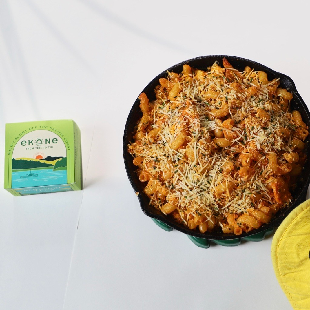 Gochujang Mac + Cheese with Albacore Tuna Gochujang Mac + Cheese with Albacore Tuna