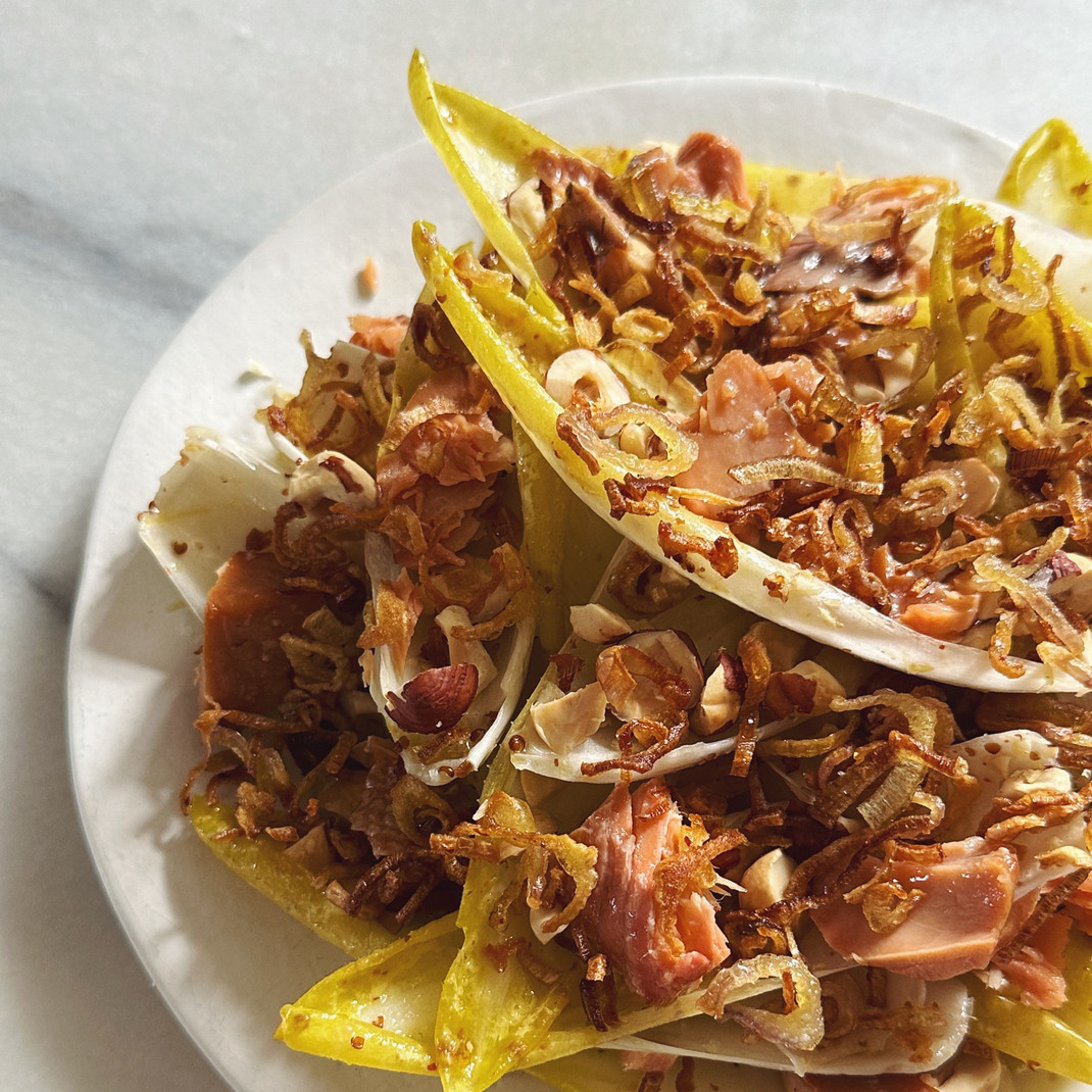 Endive Salad with Smoked Salmon, Shallots and Hazelnuts Endive Salad with Smoked Salmon, Shallots and Hazelnuts