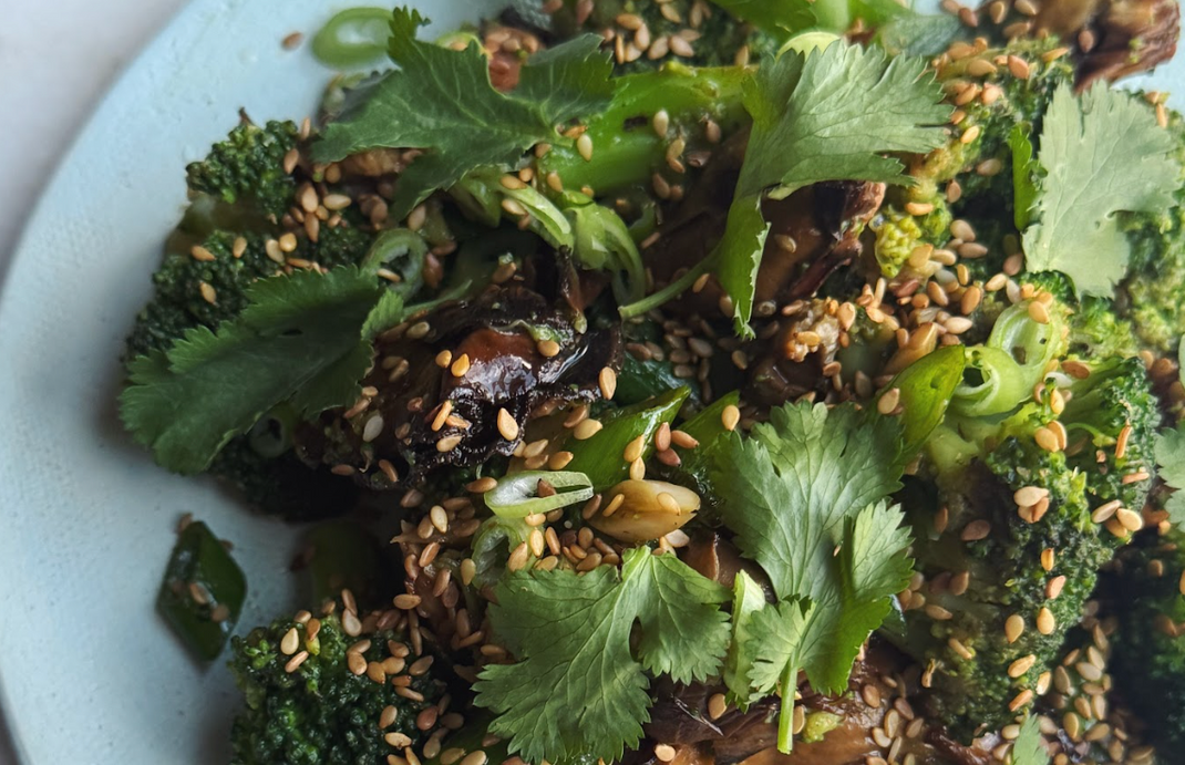 Simple Broccoli Stir Fry with Smoked Oysters Simple Broccoli Stir Fry with Smoked Oysters