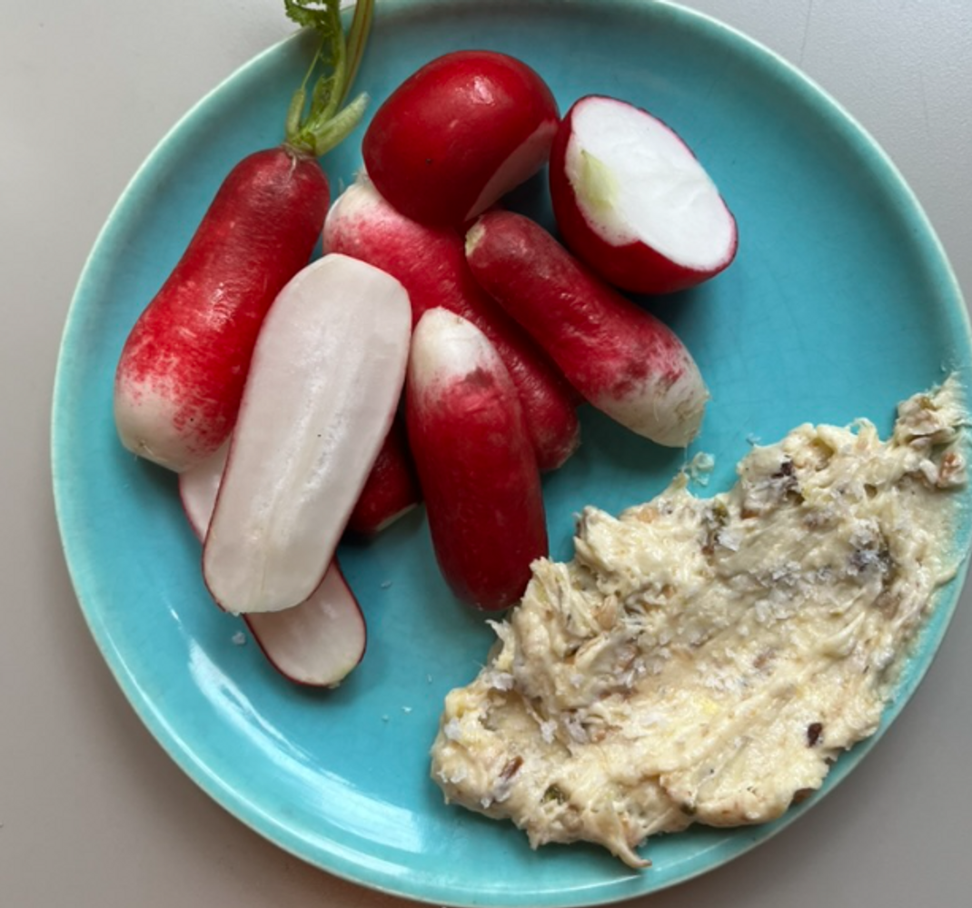 Radishes with Ekone Lemon Pepper Oyster Butter Radishes with Ekone Lemon Pepper Oyster Butter