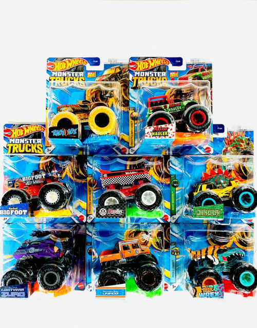 Hot Wheels Monster Trucks Connect and Crash Car 8 Diecast Vehicles Bundle