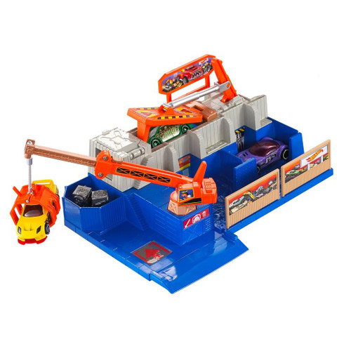 Hot Wheels City Car Crusher w/ 5 Cars Included