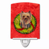 Christmas Wreath Dog Art Ceramic Night Light - S000213B001695P103223V000