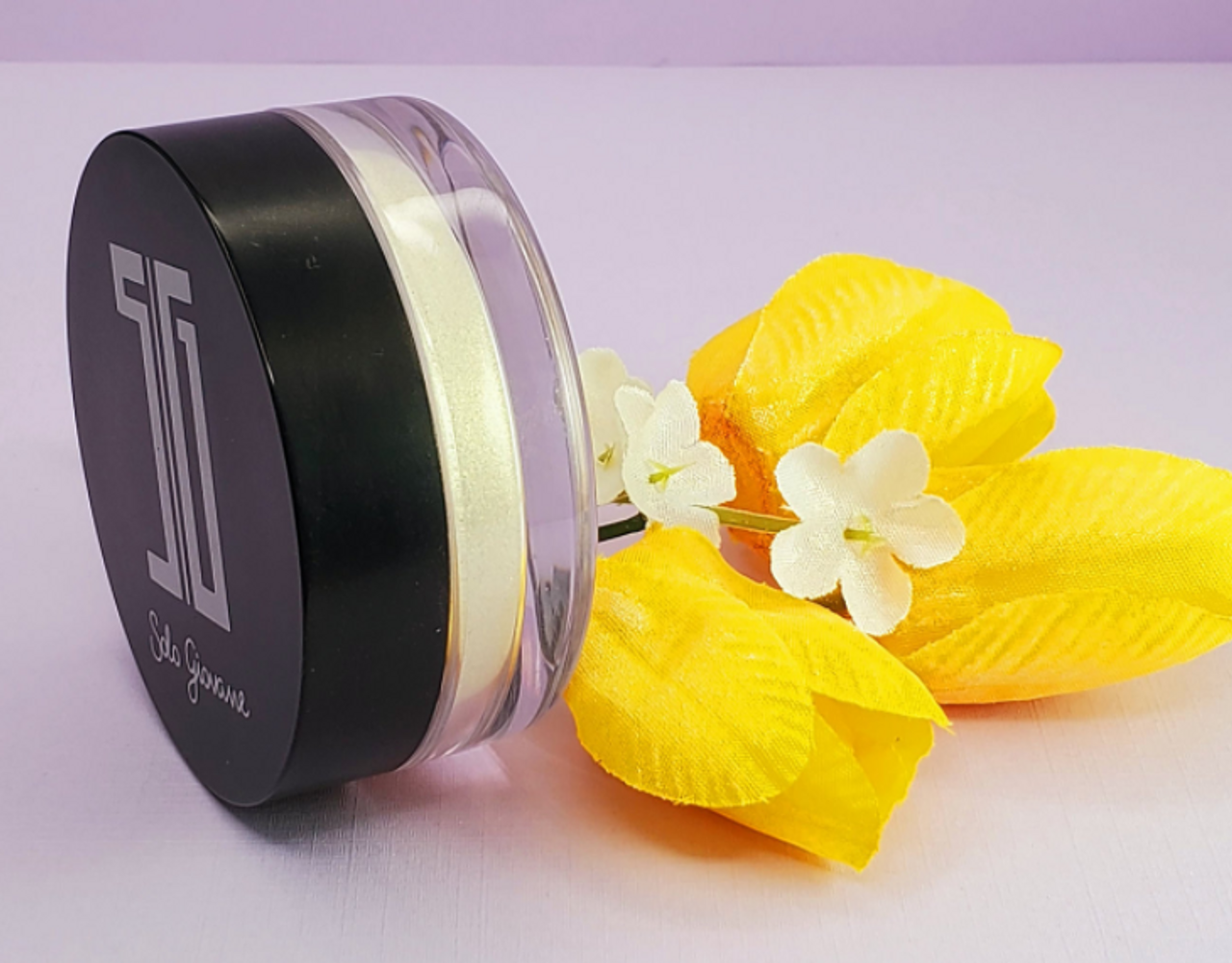 Shine Bright Highlighting Powder - S000166B000553P000036V005