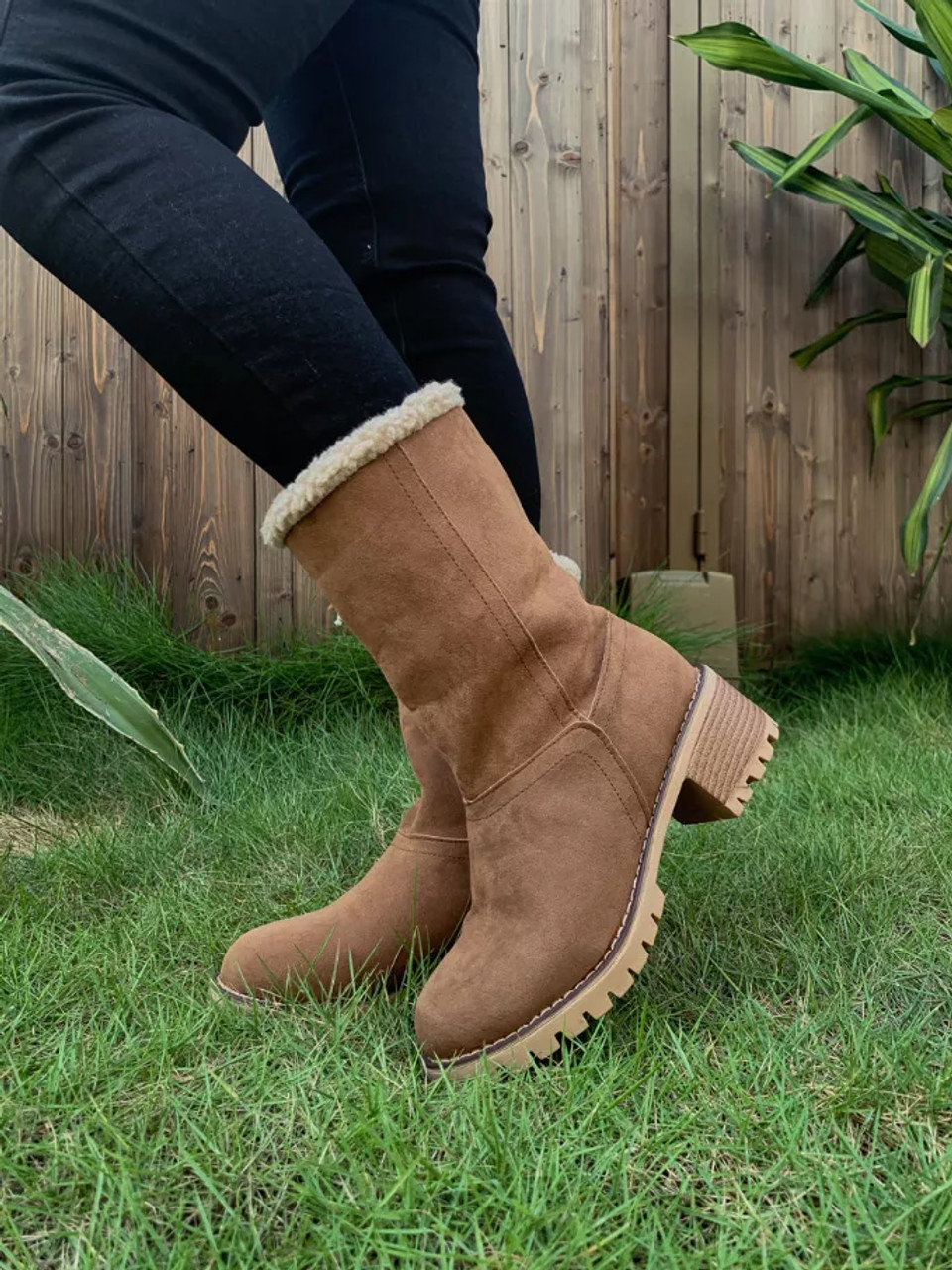 En Bloom | Plush-Lined Fold-Over Boot - S001273B001855P000069V003