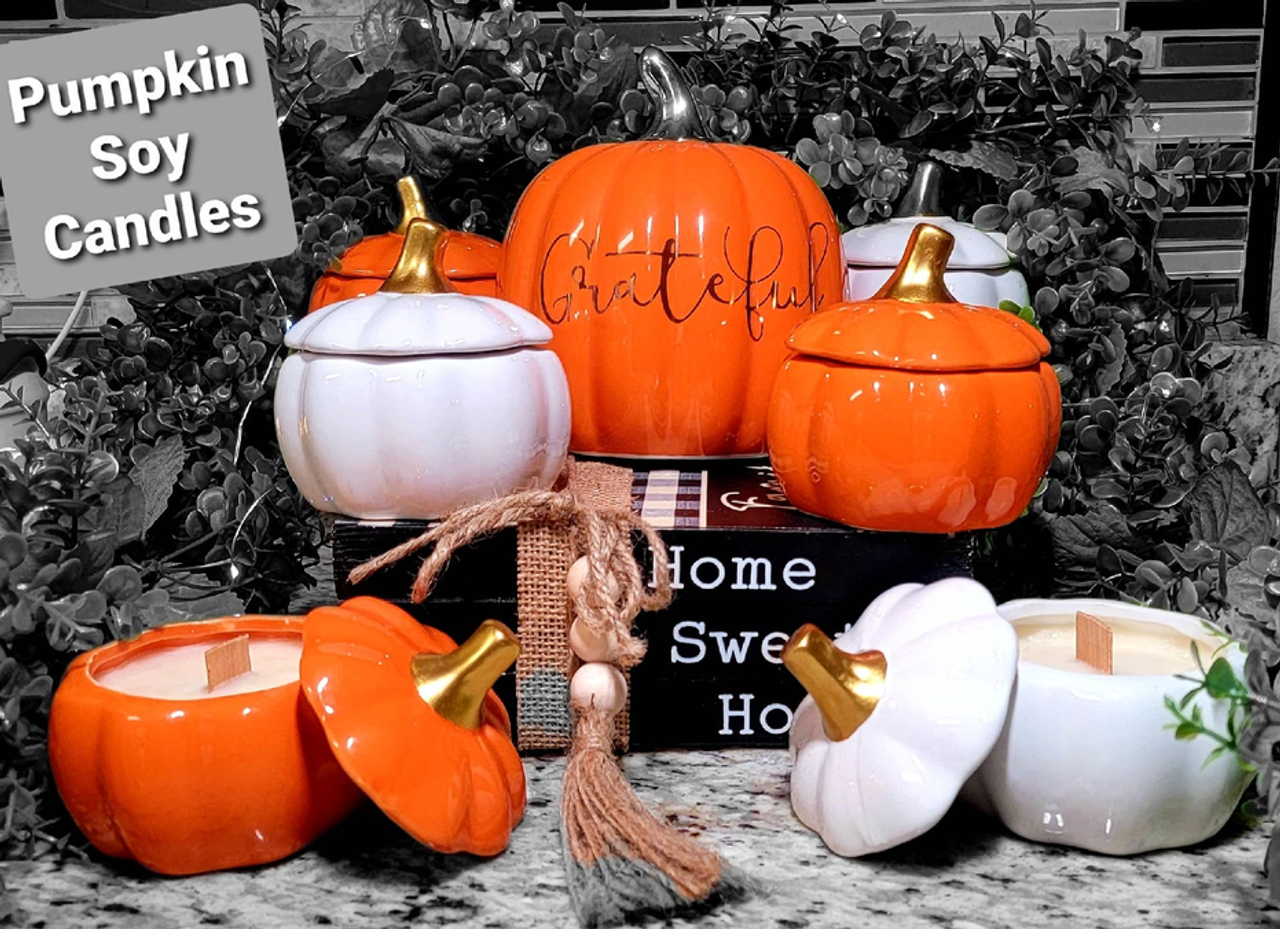 Pumpkin shaped soy wax candle - ZenCandle1572