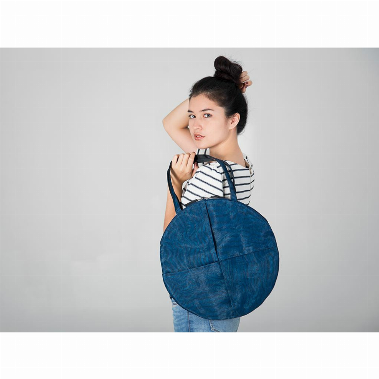 Circle Bag - INV-SMA-CIRCLE-NAV