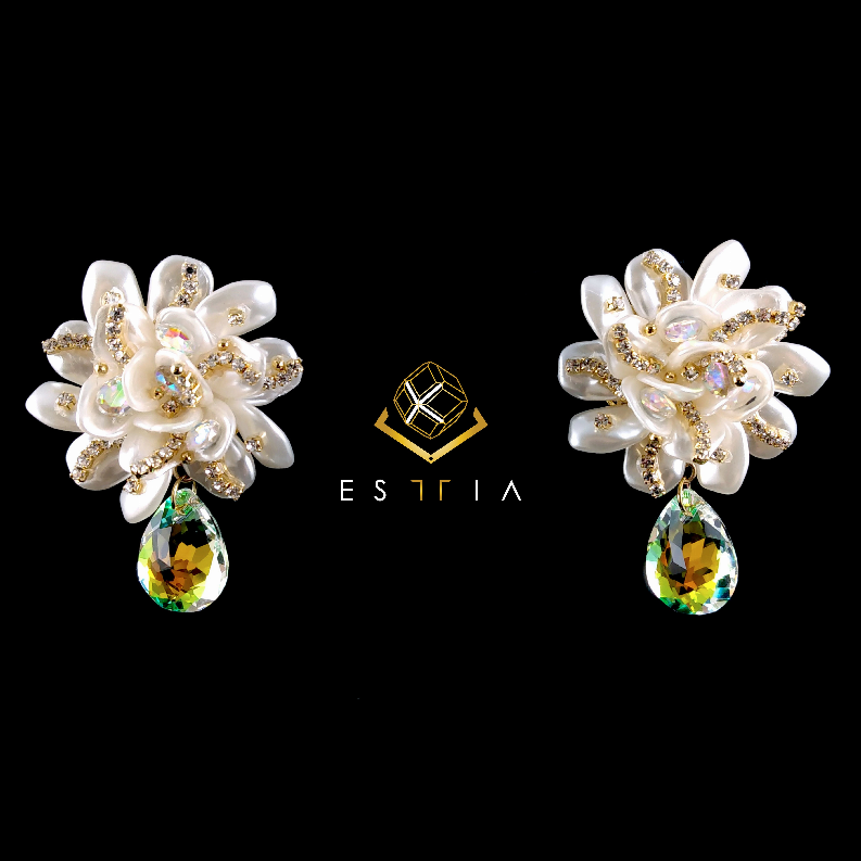 Lori - Chandelier/Dangle