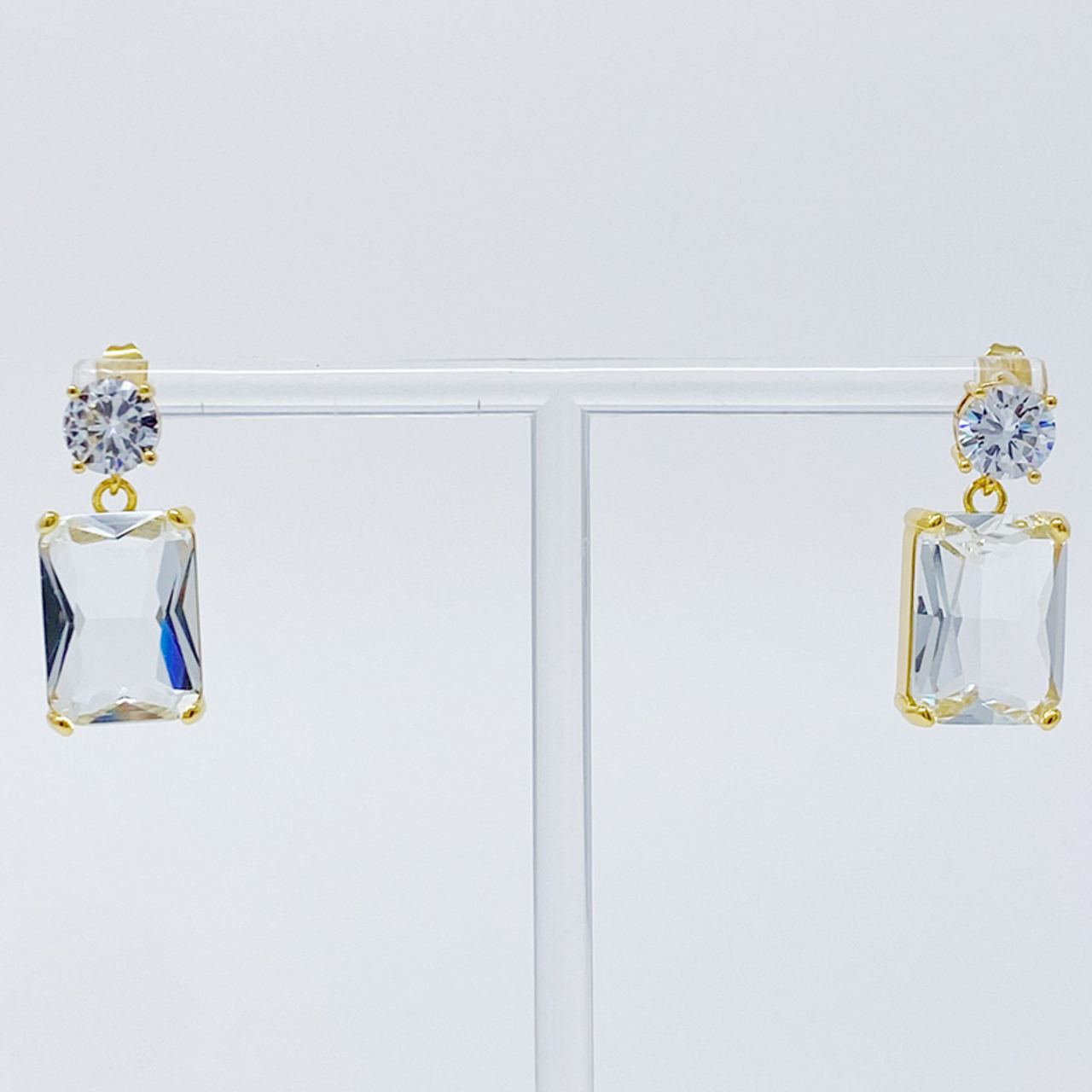 Banquet In Castle Jewel Earrings - Z1-1023-ZA0246-CLEAR