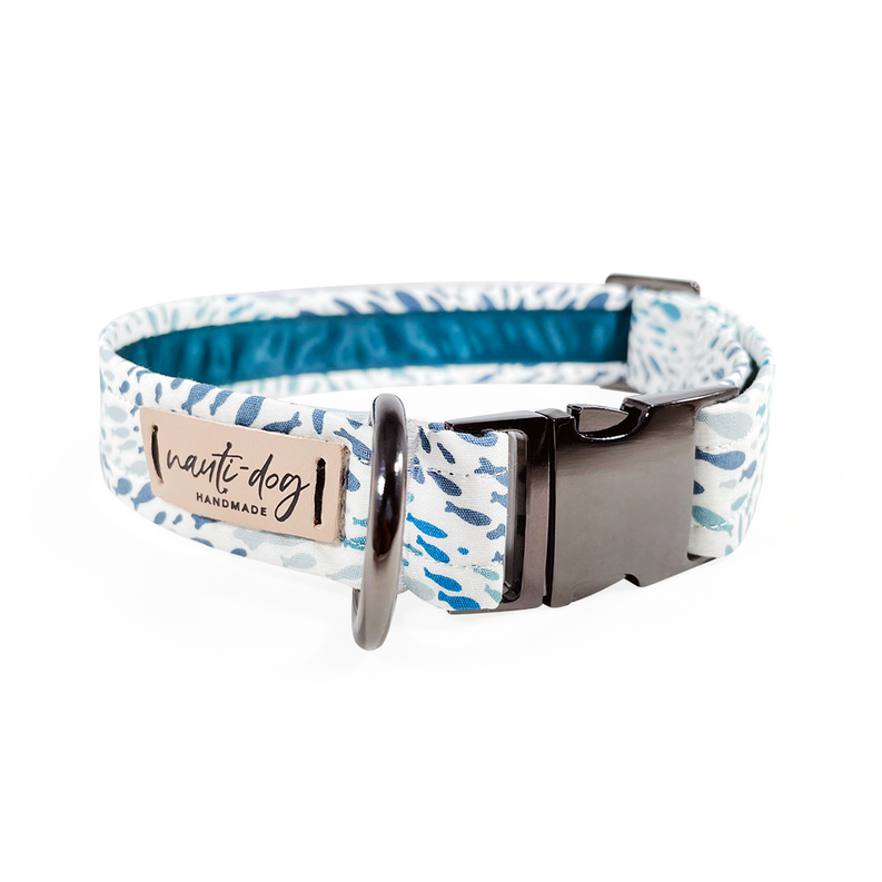 Shoal School of Fish Buckle & Martingale Dog Collar - S002793B002925P000091V061
