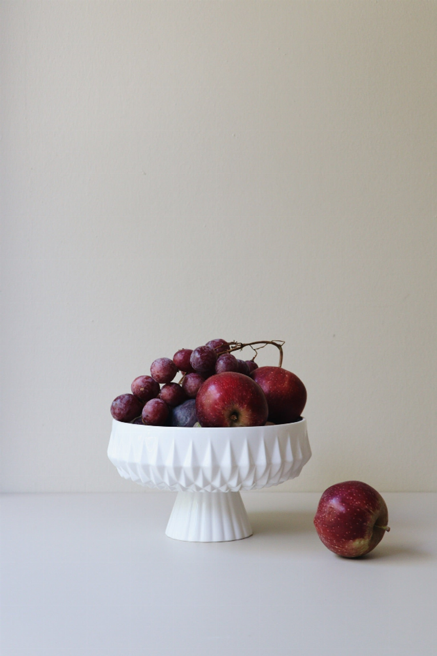 Muge  Handmade Ceramic Footed Serving Bowl