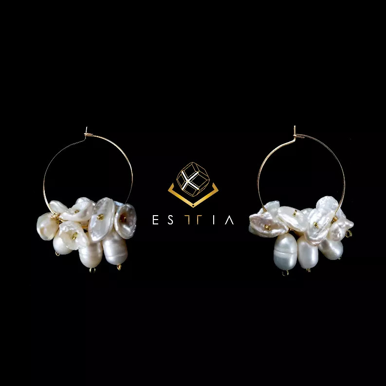 Pearly Cluster Hoop - Chandelier/Dangle