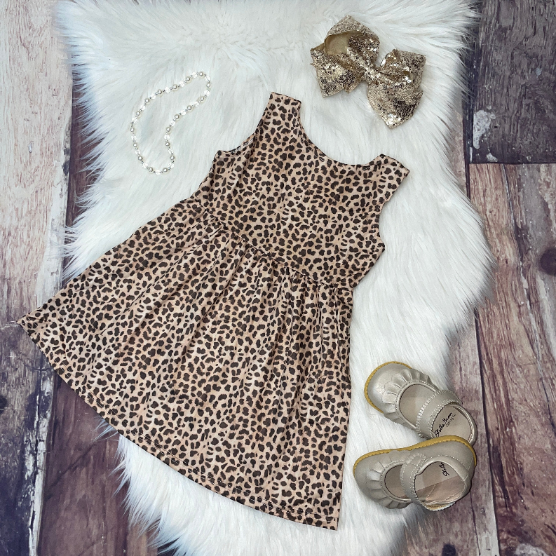 Sleeveless Mid-Twirl Dress - S001571B002410P000114V003