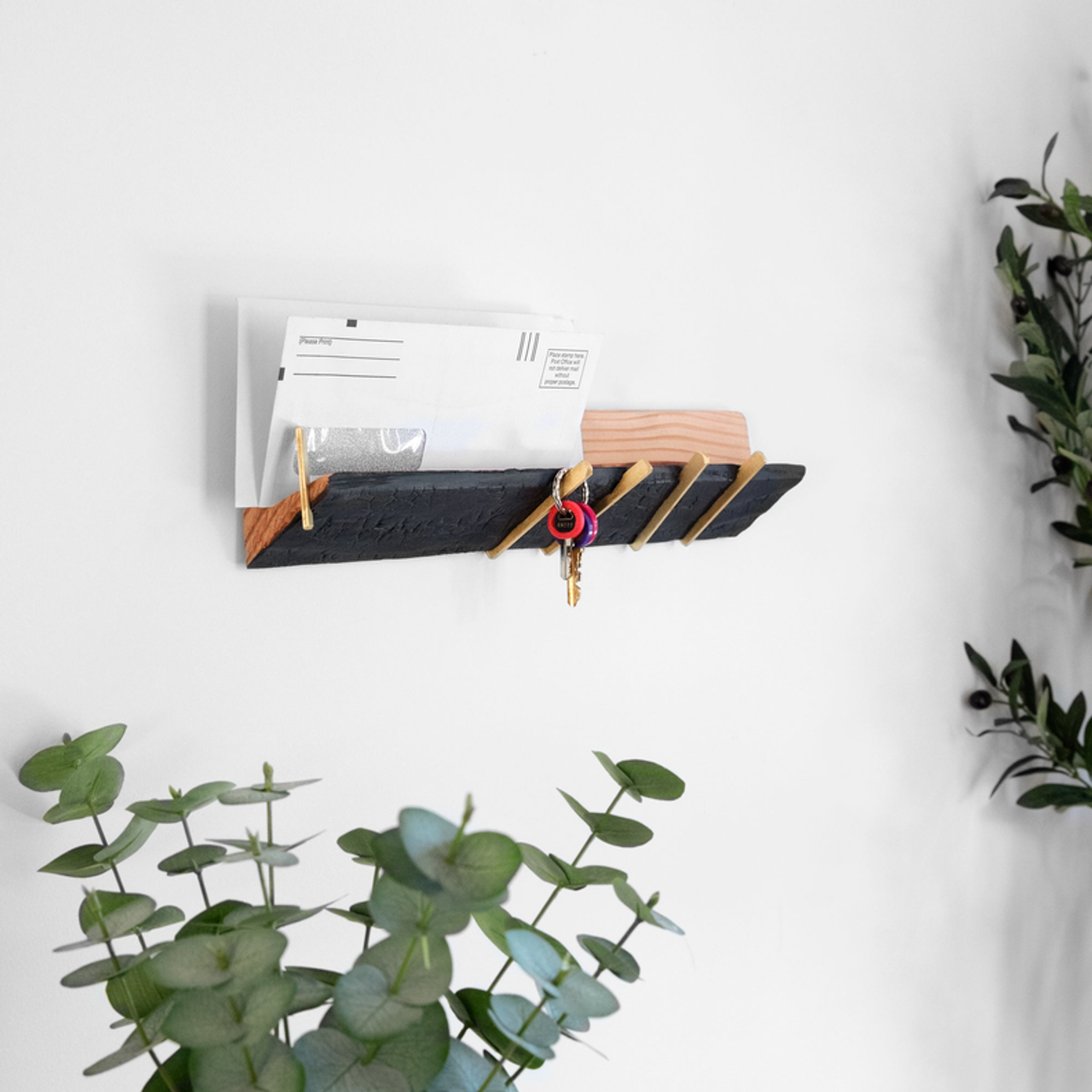 Re-entry entryway shelf