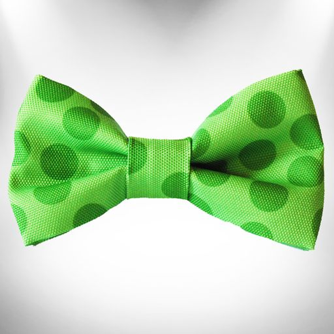 Polka Dot Dog - Monotone Bow Tie - LB17