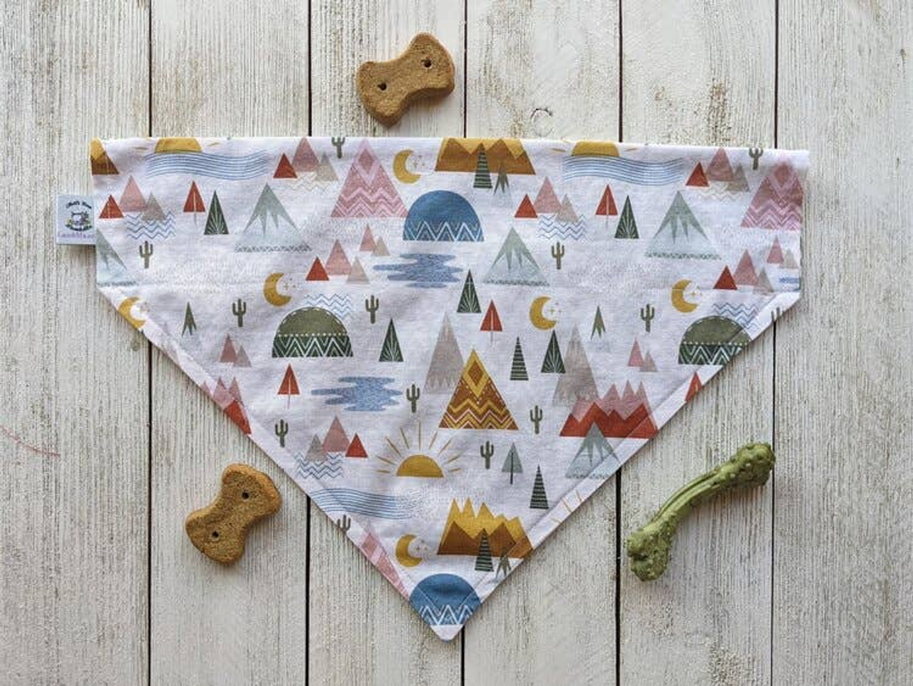 Over-The-Collar Dog Bandana - S001544B002104P000004V032