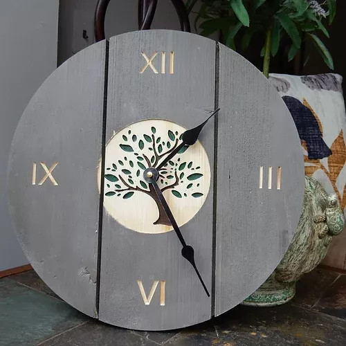 Country Barnwood Clock