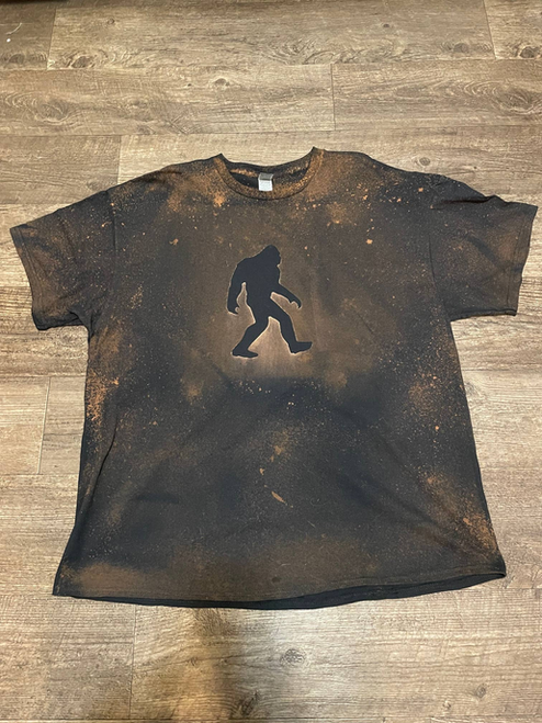 Bigfoot silhouette T-shirt - SqBig1002