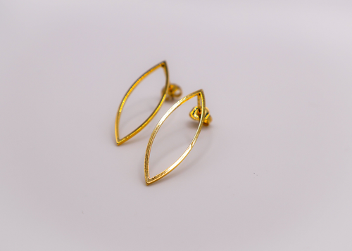 Golden Leaf Elegance Earrings Golden Leaf Elegance Earrings