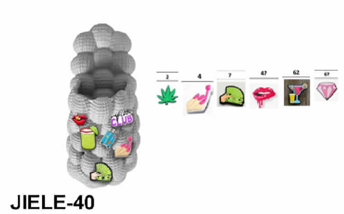 Yoki Womens Bubble Badge Spa closed toe Pool Slipper sandals