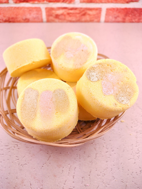 Lemon Sherbet bath bomb