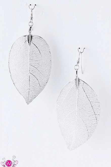 METAL LEAF in Silver EARRINGS METAL LEAF in Silver EARRINGS