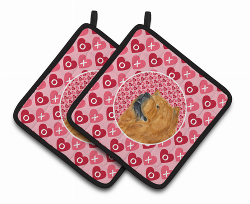Dog Valentine's Day Portrait Pair of Pot Holders - S000213B001695P069485V039