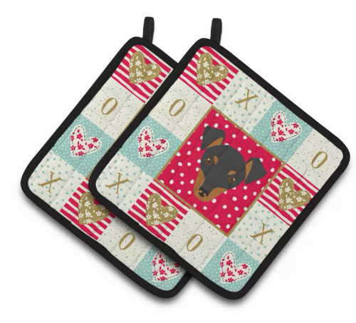 Dog Portrait XOXO on Pair of Pot Holders - S000213B001695P007165V010