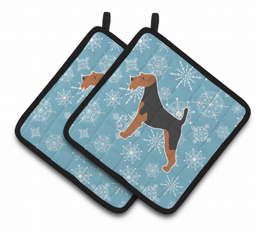 Snowflake and Dog Art Pair of Pot Holders - S000213B001695P074710V027