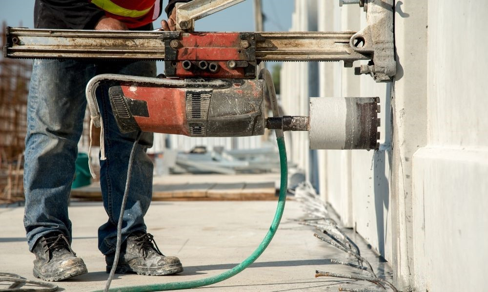 The Difference Between Diamond Core Bits & Carbide - Triatic, Inc.