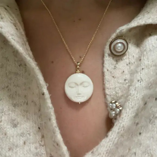 MOON NECKLACE