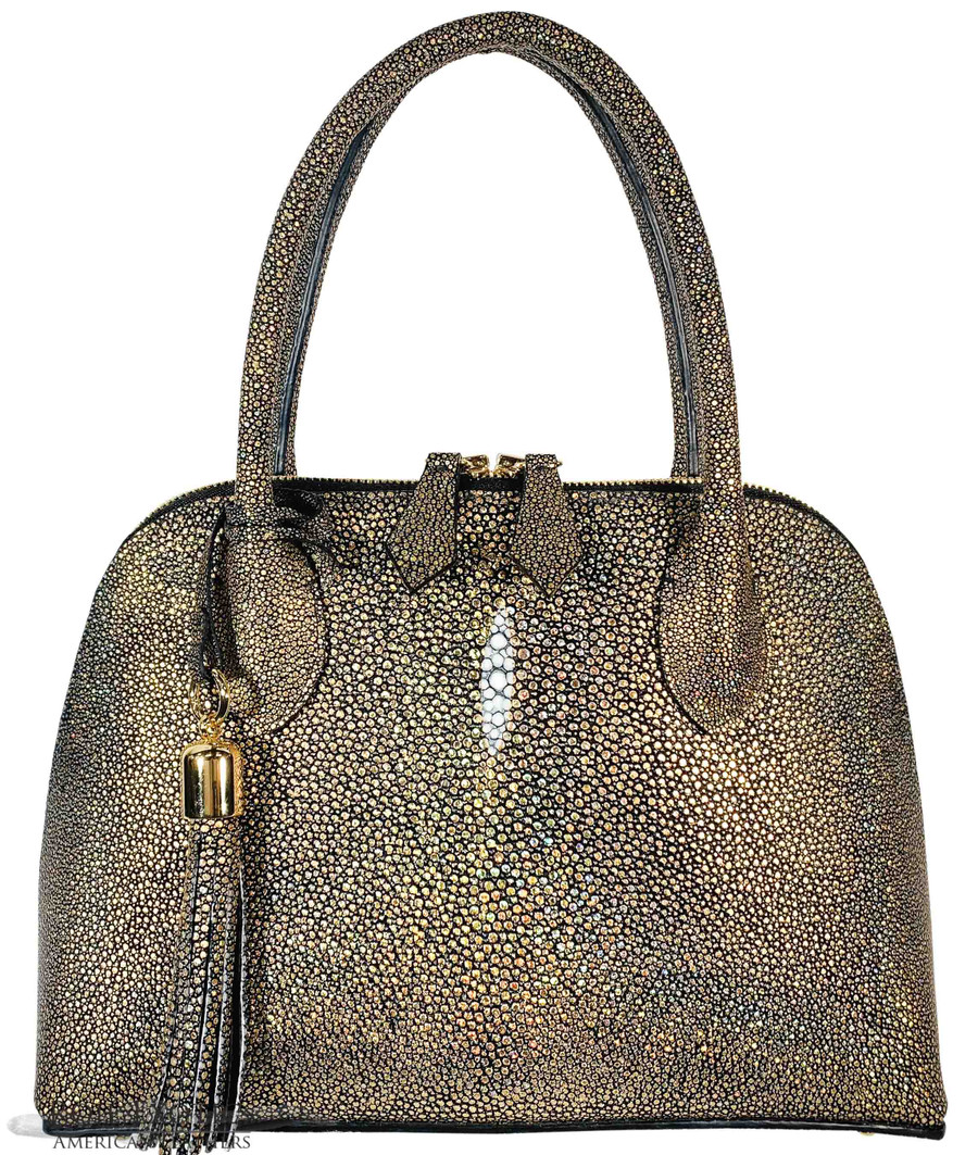 Example of products made from skins from this dye lot 