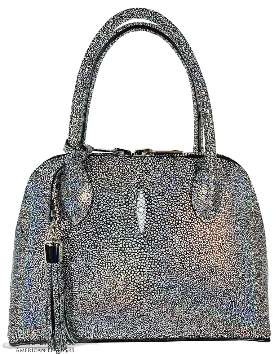 Example of products made from skins from this dye lot 