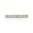 18K Yellow Gold Tacori Petite Crescent Diamond Band (HT254525B12-YG)