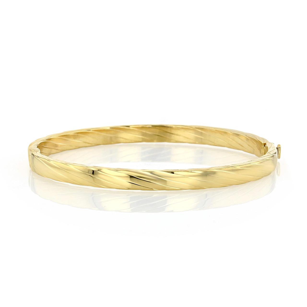 14K Yellow Gold 5mm Carved Flat Bangle Bracelet (7001258)