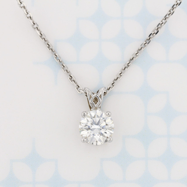 2.70 ct  Moissanite Necklace set in White Gold (5001798)