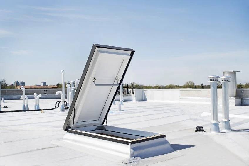 Fakro DRL 27.5x61.5 Flat Roof Access Hatch | SolarTown.com