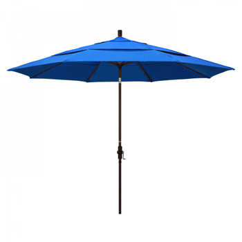 California Umbrella 11' Tahoe Series Patio Umbrella - GSCU118117-F03-DWV