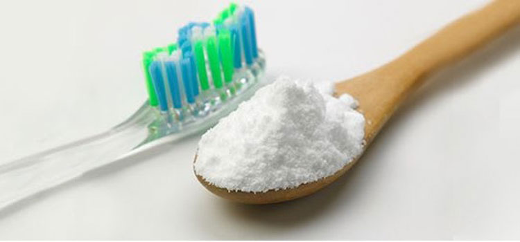 Baking Soda Toothpaste: Is it Effective?