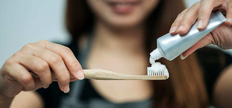 Fluoride-Free Toothpaste