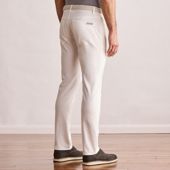 WHITE || BACK MODEL STUDIO