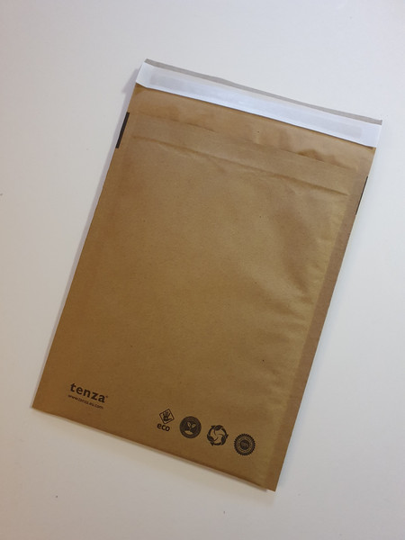 Mesh Paper Padded Bag 240 x 340mm + 50mm Gusset
